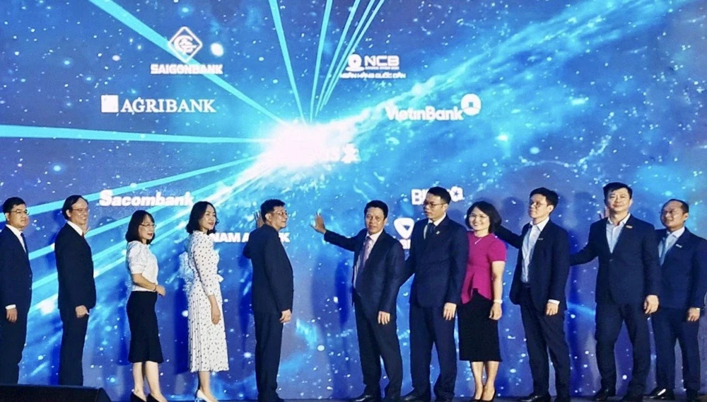 SAIGONBANK triển khai chức năng rút tiền mặt bằng mã QR trên ATM liên kết với NAPAS