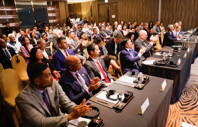 Khách mời tham gia sự kiện Khách mời tham gia sự kiện