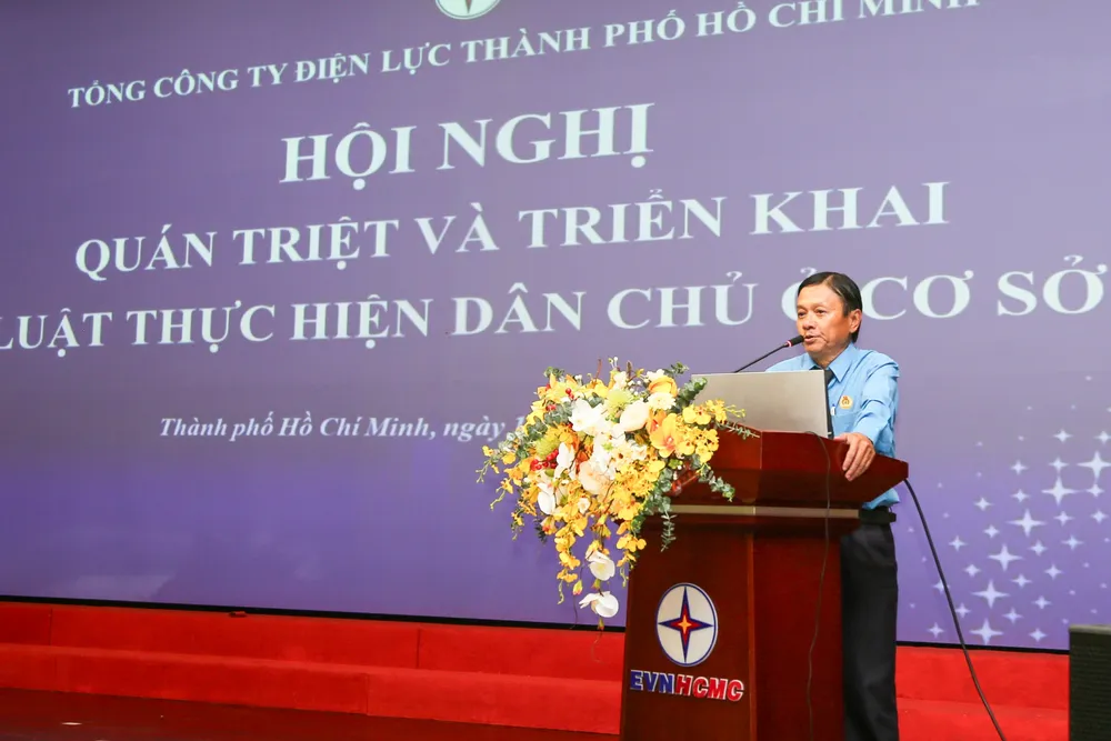 Luật gia Trần Văn Triều phổ biến Luật Thực hiện dân chủ ở cơ sở năm 2022 tại hội nghị Luật gia Trần Văn Triều phổ biến Luật Thực hiện dân chủ ở cơ sở năm 2022 tại hội nghị