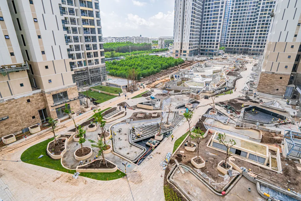 Dự án đã hoàn thiện bên ngoài và đang chăm chút tỉ mỉ không gian xanh trong tiện ích nội khu, diện tích rộng hàng đầu Grand Park Dự án đã hoàn thiện bên ngoài và đang chăm chút tỉ mỉ không gian xanh trong tiện ích nội khu, diện tích rộng hàng đầu Grand Park