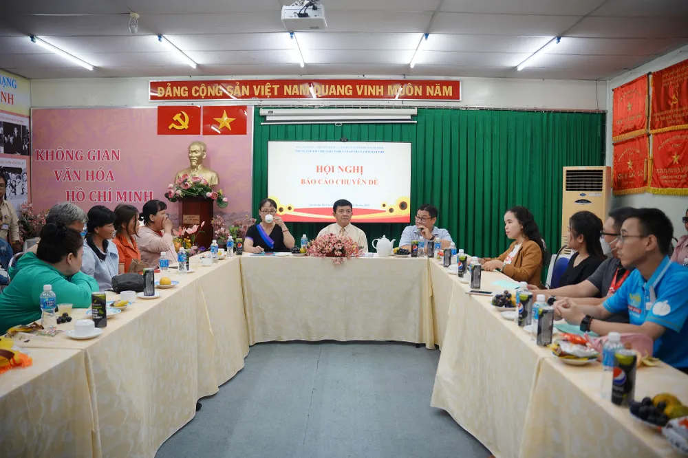 Chia sẻ trong buổi đối thoại với lãnh đạo Trung tâm Dịch vụ việc làm và Trung tâm Bảo trợ - Dạy nghề và tạo việc làm TPHCM, lãnh đạo Sở LĐTB-XH cùng nhiều doanh nghiệp đồng hành, nhiều người khuyết tật không ngại chia sẻ ước mơ có một nghề bền vững để ổn định cuộc sống Chia sẻ trong buổi đối thoại với lãnh đạo Trung tâm Dịch vụ việc làm và Trung tâm Bảo trợ - Dạy nghề và tạo việc làm TPHCM, lãnh đạo Sở LĐTB-XH cùng nhiều doanh nghiệp đồng hành, nhiều người khuyết tật không ngại chia sẻ ước mơ có một nghề bền vững để ổn định cuộc sống