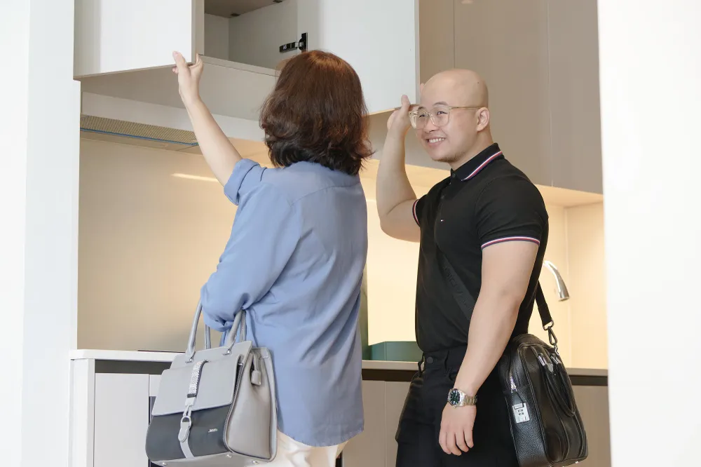 Các khách hàng nhận bàn giao trong đợt đầu tiên đều rất hài lòng về chất lượng của các chi tiết hoàn thiện bên trong căn hộ