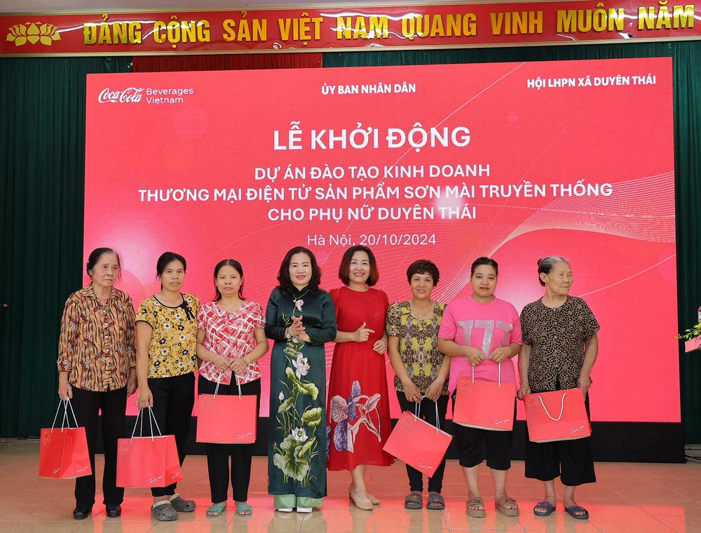 Đưa sản phẩm sơn mài truyền thống Duyên Thái ra thị trường bằng kênh thương mại điện tử