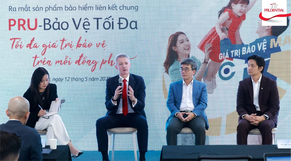 Đại diện Prudential và Hiệp hội Bảo hiểm chia sẻ thông tin tại sự kiện Đại diện Prudential và Hiệp hội Bảo hiểm chia sẻ thông tin tại sự kiện
