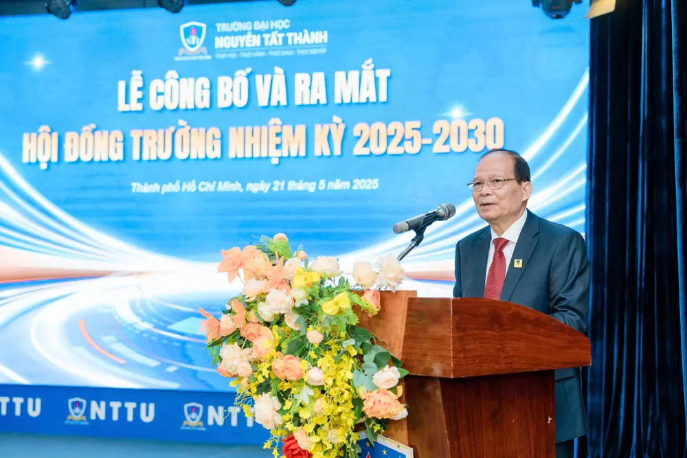 Ông Nguyễn Kim Quỳ, Phó Chủ tịch Hội đồng trường Trường ĐH Nguyễn Tất Thành cbb0ad0543c9f697afd8.jpg