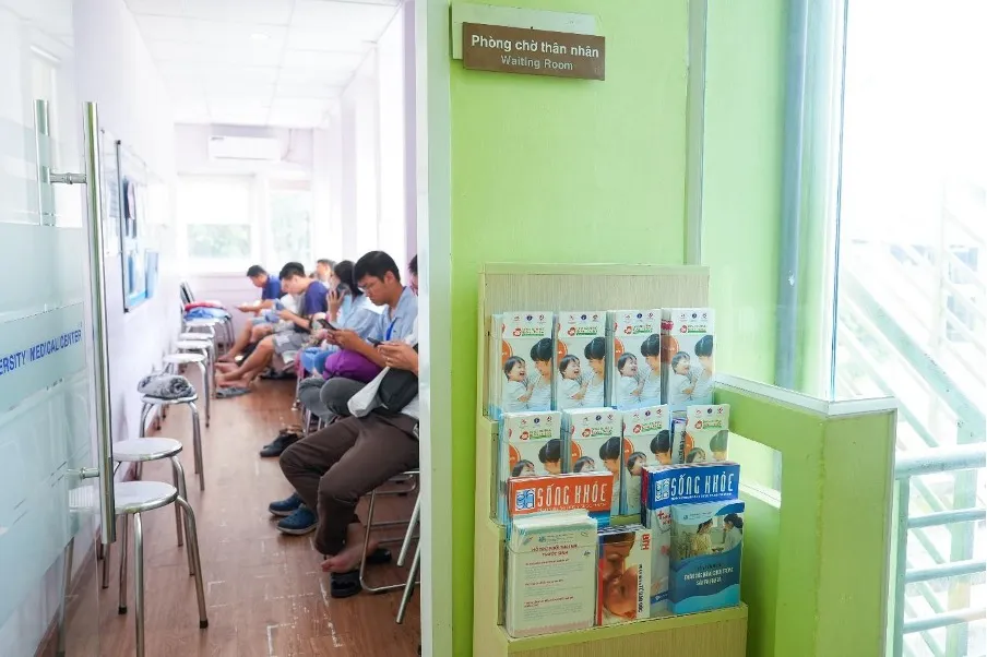 Thai phụ, sản phụ dễ dàng tiếp cận thông tin về phần mềm tại bệnh viện Picture2.jpg