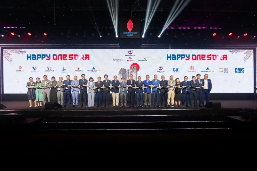 Đại diện Ban lãnh đạo Vạn Xuân Group cùng các đối tác trong sự kiện ra quân dự án mới nhất