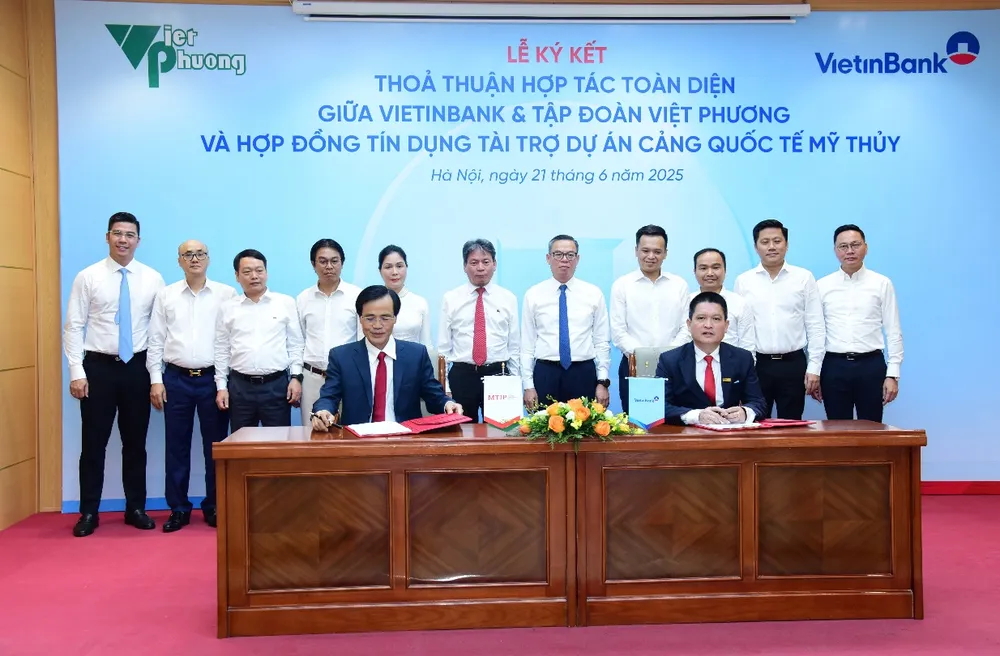 VietinBank ký kết hợp đồng tín dụng tài trợ dự án Cảng Quốc tế Mỹ Thủy Hình VietinBank 3.jpg