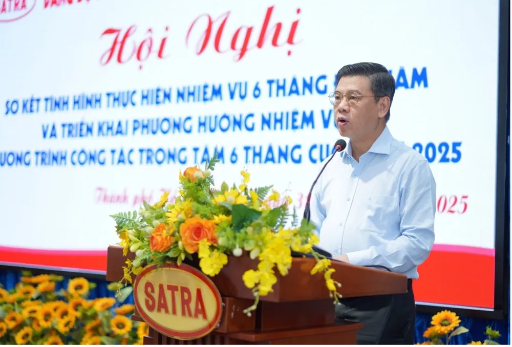 Phát biểu chỉ đạo tại hội nghị, đồng chí Nguyễn Văn Dũng, Thành ủy viên – Ủy viên Ban Thường vụ Đảng ủy – Phó Chủ tịch Ủy ban nhân dân Thành phố Picture1.jpg