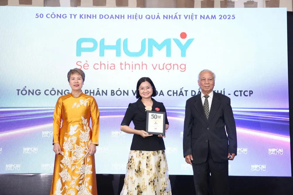 Phú Mỹ nhận Danh hiệu Top 50 Công ty kinh doanh hiệu quả nhất ce27794580cd0a9353dc.jpg