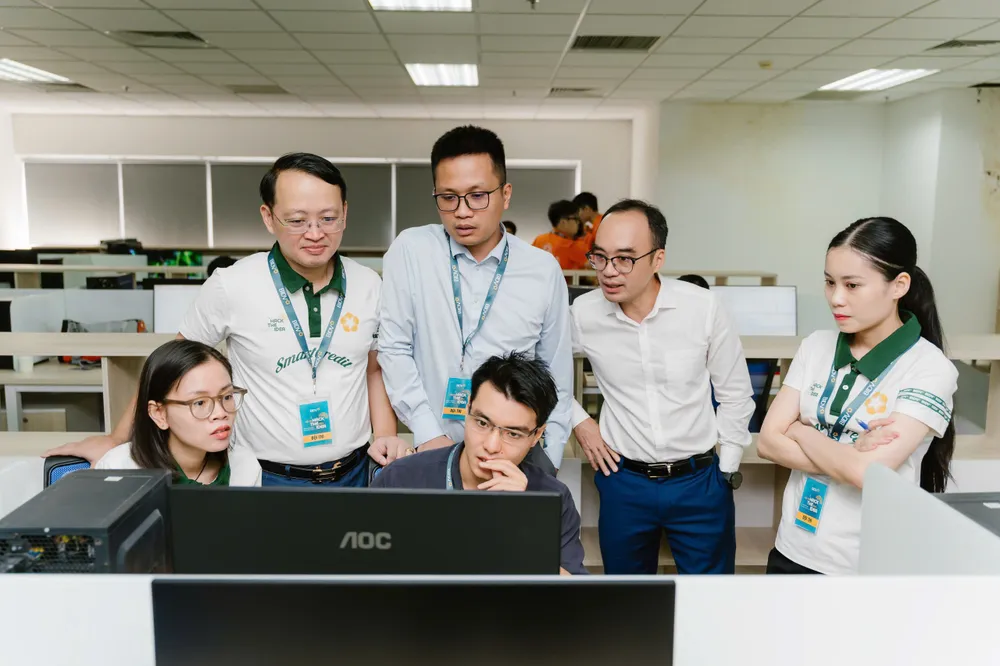 Cán bộ BIDV tham gia thi Hackathon, giải mã đề bài về công nghệ trong 24h HÌNH 3.jpg