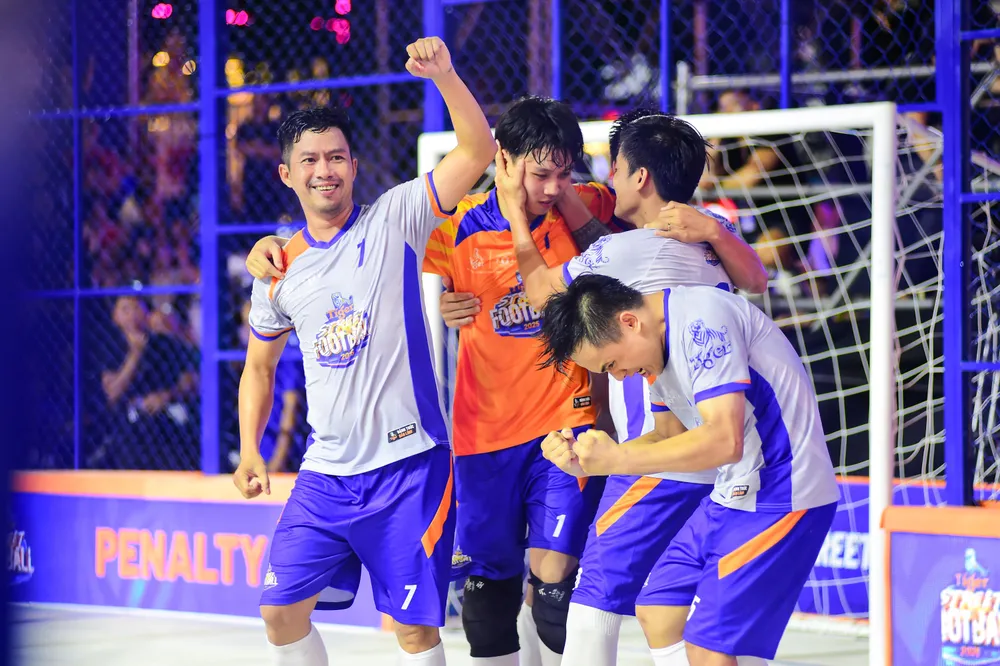 Tiger Street Football 2025 khép lại nhưng hành trình “Bóng lăn bất tận” vẫn sẽ luôn ở đó để tiếp lửa đam mê cho mọi thế hệ yêu bóng đá về sau h 6- ok.JPG