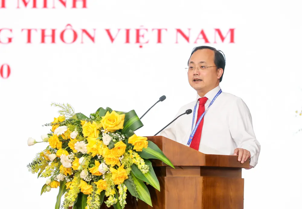 Đồng chí Tô Huy Vũ, Bí thư Đảng uỷ, Chủ tịch Hội đồng thành viên Agribank phát biểu chỉ đạo tại Đại hội Ảnh 3 (1).jpg