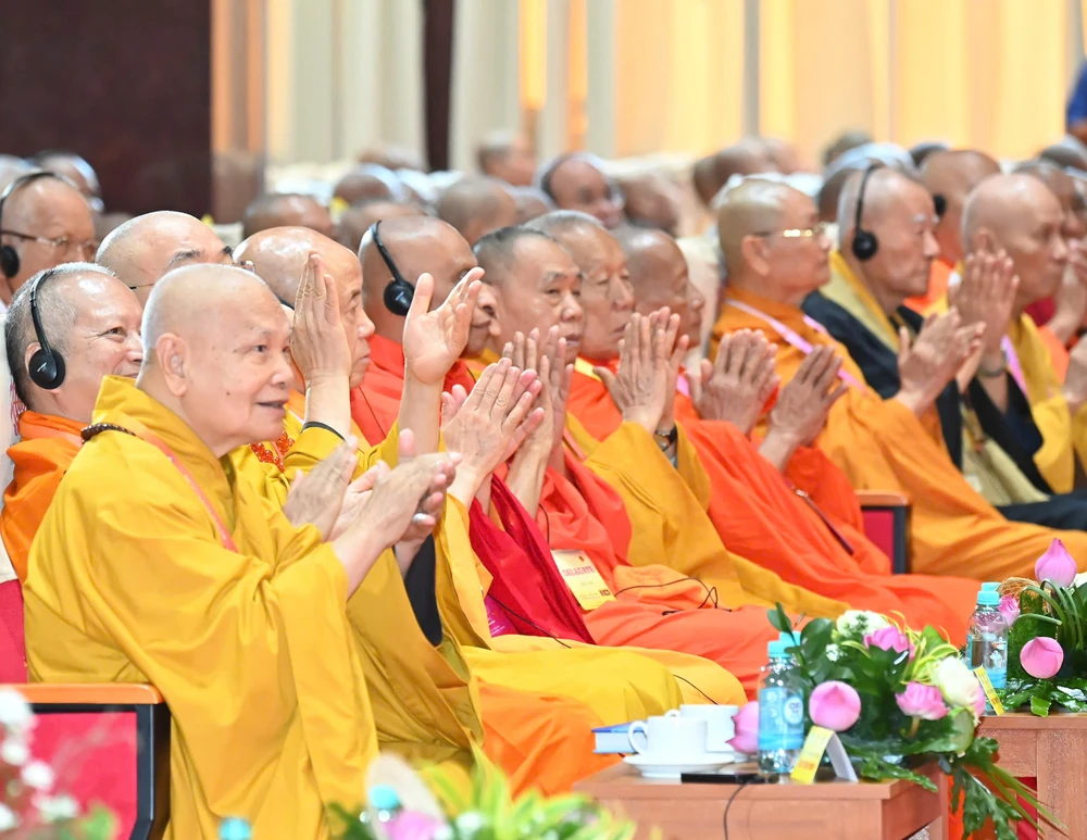 Đại lễ Vesak năm 2025 với sự tham gia của gần 3.000 đại biểu. Ảnh: VIỆT DŨNG z6579905863078_64982938069d41be7314648b6a5e1b09.jpg