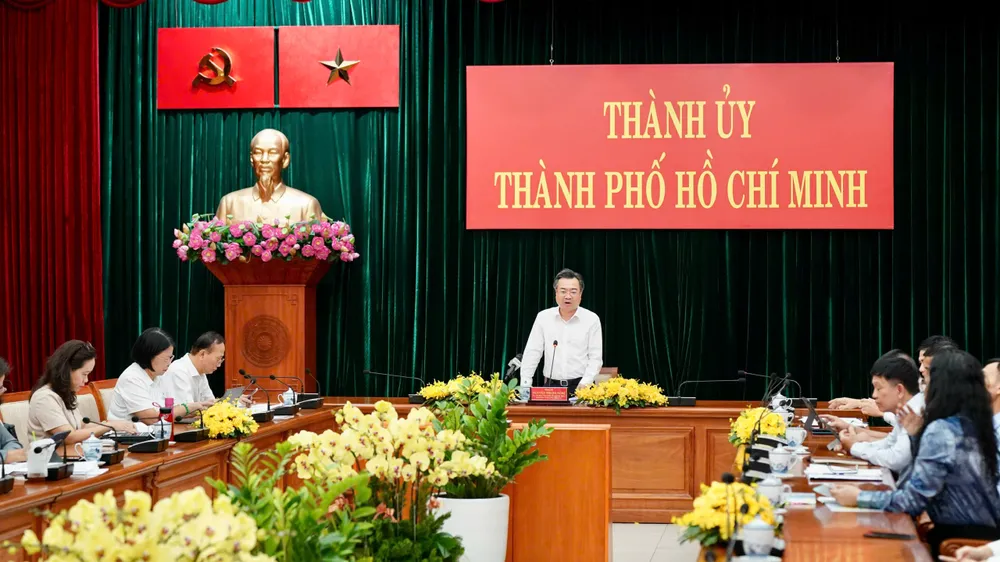 Quang cảnh tại điểm cầu TPHCM. Ảnh: HOÀNG HÙNG z6697777656622_a1d0dbb2c91eaed484a1b0c0339a5458.jpg