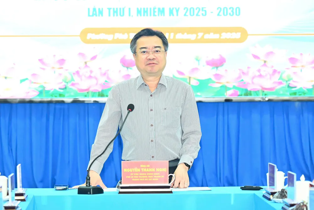 Đồng chí Nguyễn Thanh Nghị phát biểu chỉ đạo tại phường Phú Thọ. Ảnh: VIỆT DŨNG IMG_20250711_112618.jpg