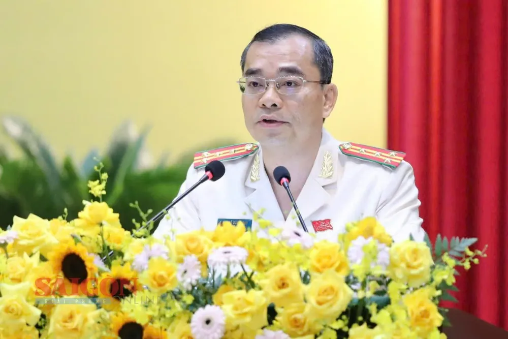 Đại biểu phát biểu tham luận tại đại hội z6852252715566_a475a417bef1d9ccabc8842ffd6c1179.jpg