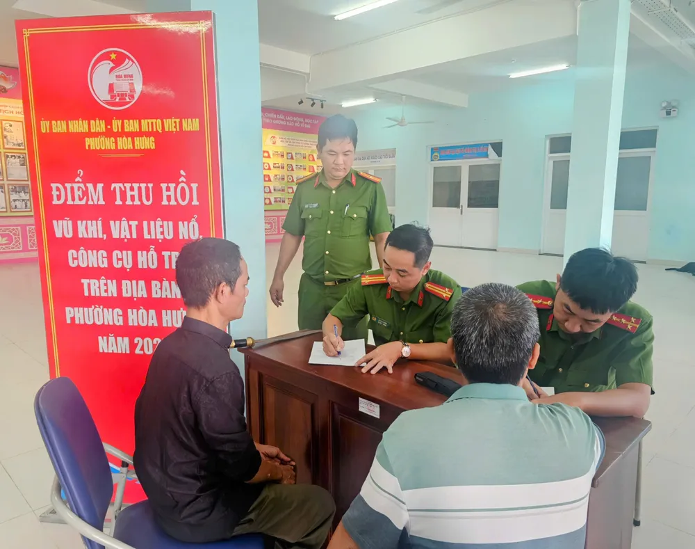 Hoạt động thu hồi vũ khí, vật liệu nổ tại ngày hội IMG_20250818_184940.jpg