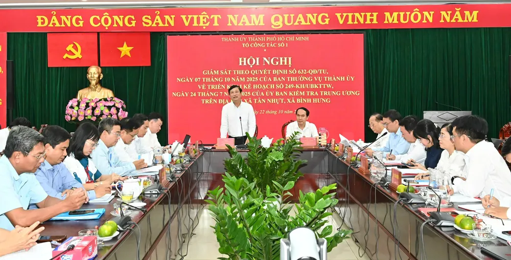 Quang cảnh buổi làm việc. Ảnh: VIỆT DŨNG z7144283047792_65f722f3fa706c31ae5b6e5c37e67d3f.jpg