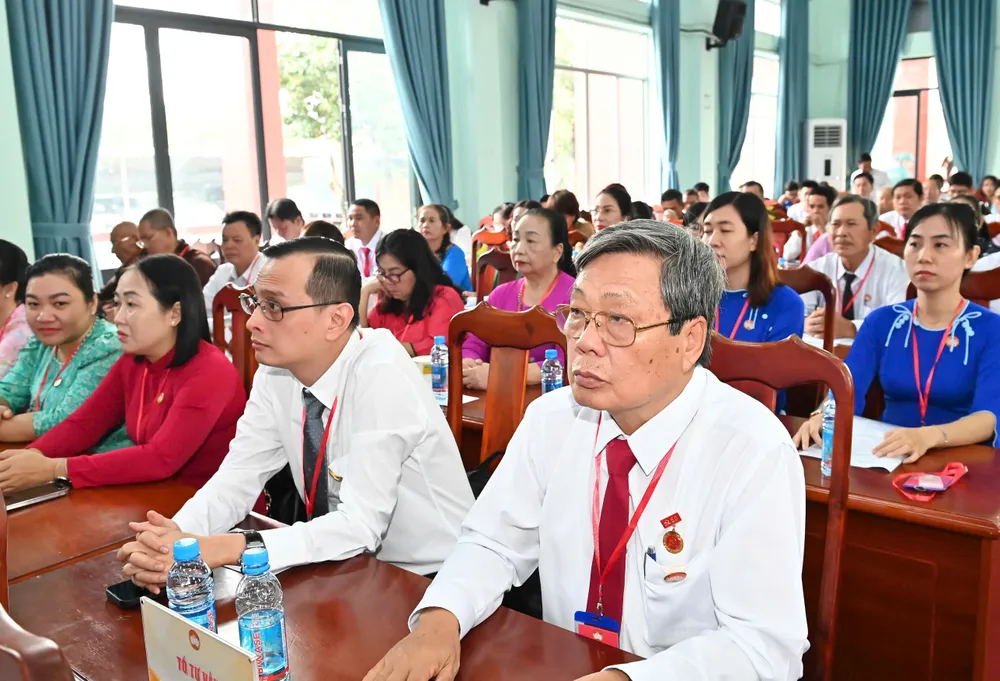 Đại biểu dự đại hội. Ảnh: VIỆT DŨNG z7166736863123_cdf2d080f1fe30a5851a3b9da273922d.jpg