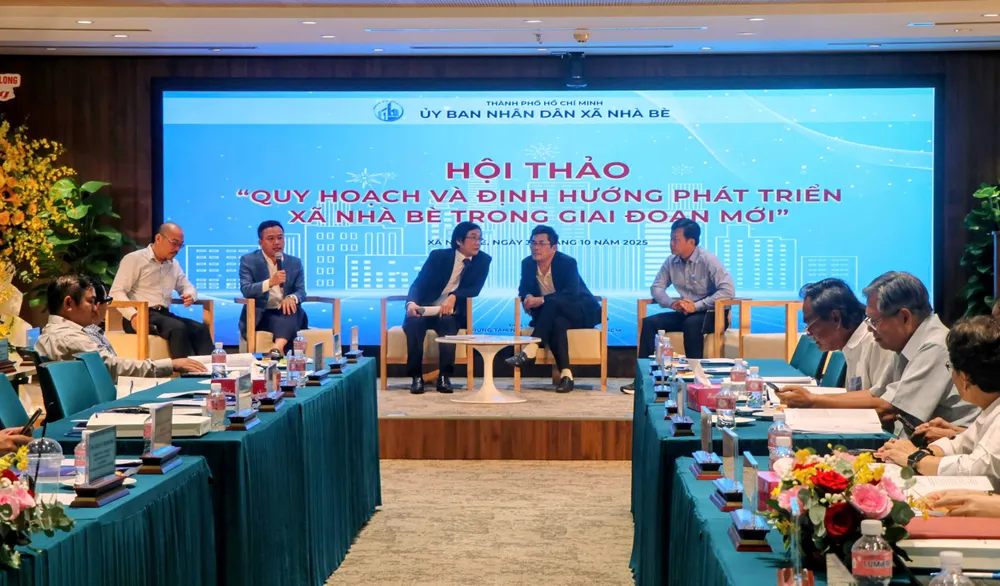 Đại biểu góp ý, trao đổi tại hội thảo z7174574403509_34584ddb74f4e847a5a56df41b92216c.jpg