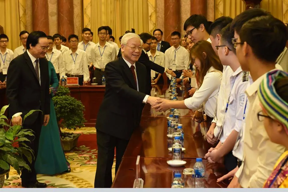 Tổng Bí thư, Chủ tịch nước Nguyễn Phú Trọng gặp mặt các học sinh-sinh viên tiêu biểu ảnh 1 Tổng Bí thư, Chủ tịch nước Nguyễn Phú Trọng gặp mặt các học sinh-sinh viên tiêu biểu ảnh 1