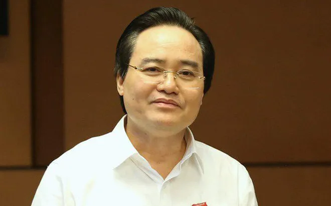 Bộ trưởng Phùng Xuân Nhạ