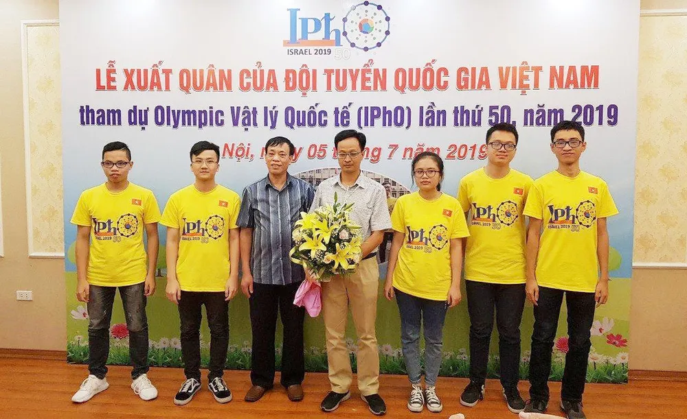 Việt Nam đoạt 3 Huy chương Vàng, 2 Huy chương Bạc tại Olympic Vật lý quốc tế 2019 ảnh 1 Việt Nam đoạt 3 Huy chương Vàng, 2 Huy chương Bạc tại Olympic Vật lý quốc tế 2019 ảnh 1
