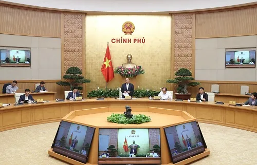 Thủ tướng họp với các doanh nghiệp ngày 12-3