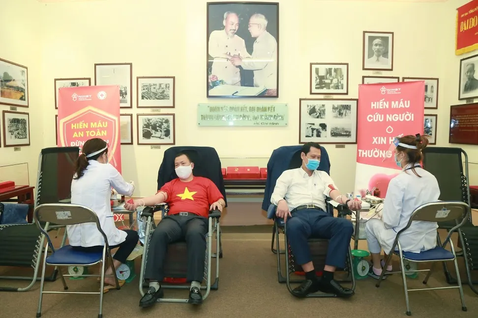 Phát động toàn dân hiến máu tình nguyện ảnh 1 Phát động toàn dân hiến máu tình nguyện ảnh 1