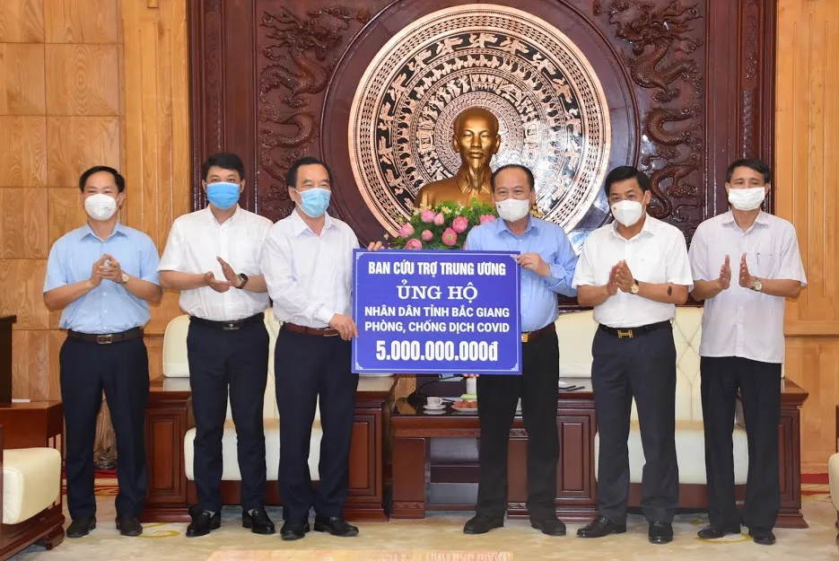 Hỗ trợ Bắc Giang, Bắc Ninh, Vĩnh Phúc chống dịch Covid-19 bùng phát ảnh 1 Hỗ trợ Bắc Giang, Bắc Ninh, Vĩnh Phúc chống dịch Covid-19 bùng phát ảnh 1