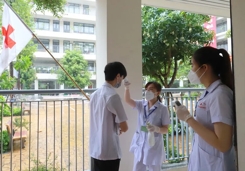Ngày thi thứ 2 tuyển sinh vào lớp 10 tại Hà Nội: Thí sinh được hỗ trợ tối đa ảnh 1 Ngày thi thứ 2 tuyển sinh vào lớp 10 tại Hà Nội: Thí sinh được hỗ trợ tối đa ảnh 1