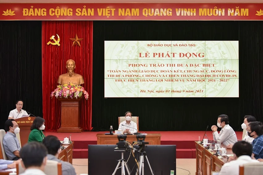 Lễ phát động phong trào thi đua đặc biệt “Toàn ngành Giáo dục đoàn kết, chung sức, đồng lòng thi đua phòng, chống và chiến thắng đại dịch Covid-19"