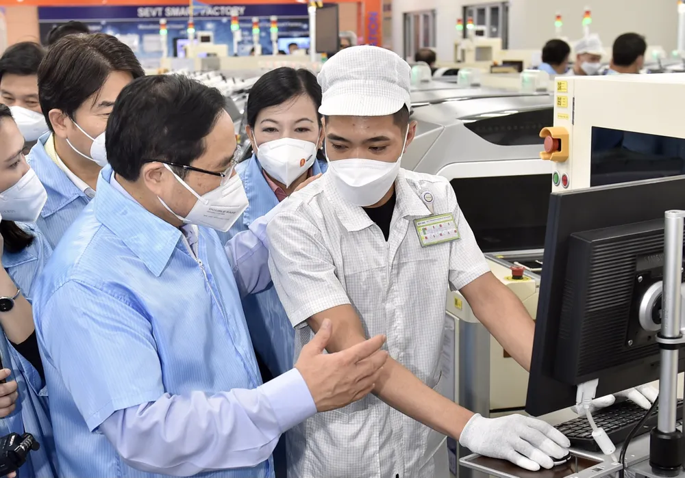 Đẩy nhanh việc đàm phán, công nhận lẫn nhau về “hộ chiếu vaccine” nhằm mở cửa nền kinh tế khi điều kiện cho phép ảnh 1 Đẩy nhanh việc đàm phán, công nhận lẫn nhau về “hộ chiếu vaccine” nhằm mở cửa nền kinh tế khi điều kiện cho phép ảnh 1