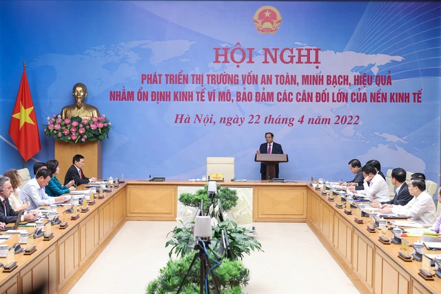 Thủ tướng Phạm Minh Chính chủ trì hội nghị. Ảnh: VIẾT CHUNG