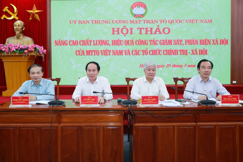 Hội nghị MTTQ sáng 25-5. Ảnh: VIẾT CHUNG