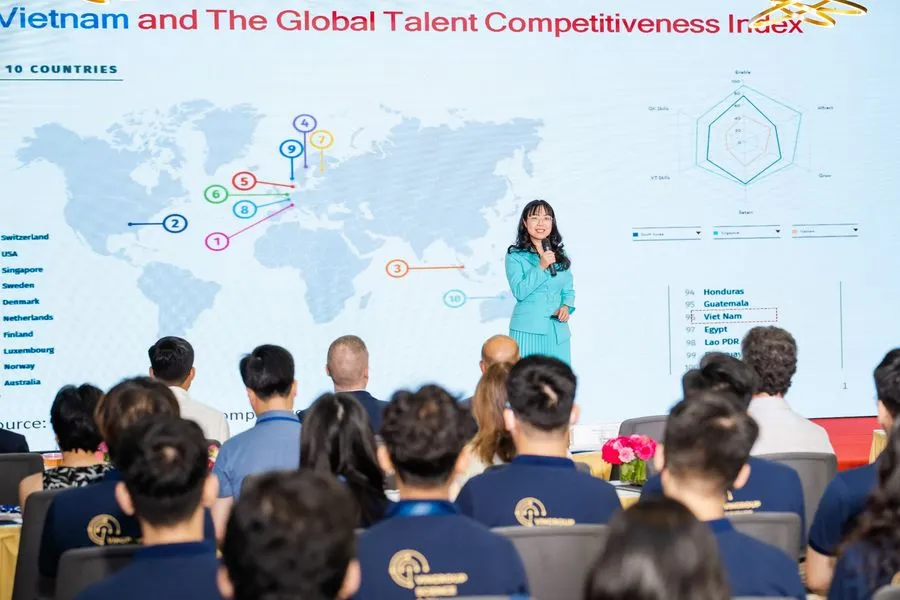 Trao học bổng cho các thạc sĩ-tiến sĩ, ra mắt Mạng lưới học giả trẻ Vingroup toàn cầu ảnh 2 Trao học bổng cho các thạc sĩ-tiến sĩ, ra mắt Mạng lưới học giả trẻ Vingroup toàn cầu ảnh 2