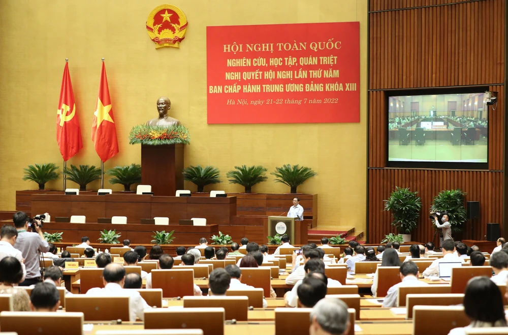 Hội nghị toàn quốc nghiên cứu, học tập, quán triệt Nghị quyết Hội nghị Trung ương lần thứ 5 khóa XIII. Ảnh: QUANG PHÚC