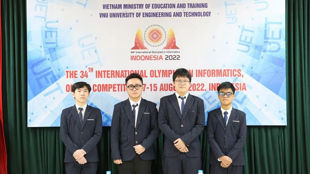 Đội tuyển Việt Nam dự thi Olympic Tin học quốc tế lần thứ 34