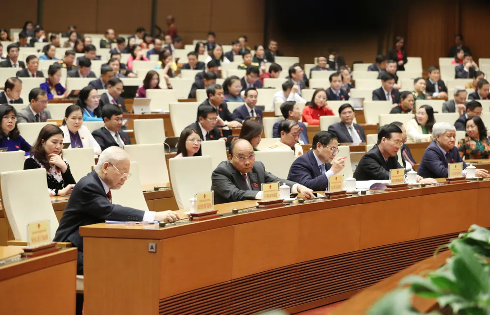 Đại biểu Quốc hội biểu quyết thông qua các Luật, Nghị quyết chiều 9-1. Ảnh: QUANG PHÚC Đại biểu Quốc hội biểu quyết thông qua các Luật, Nghị quyết chiều 9-1. Ảnh: QUANG PHÚC