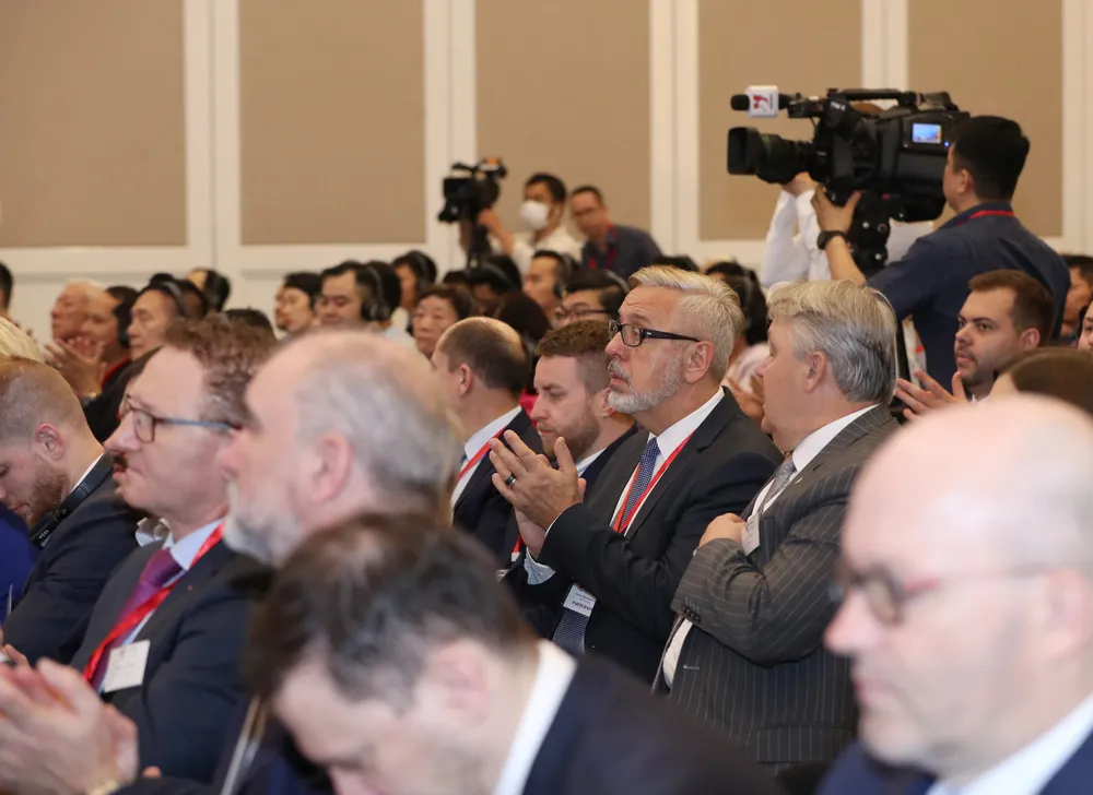 Các đại biểu dự diễn đàn. Ảnh: QUANG PHÚC