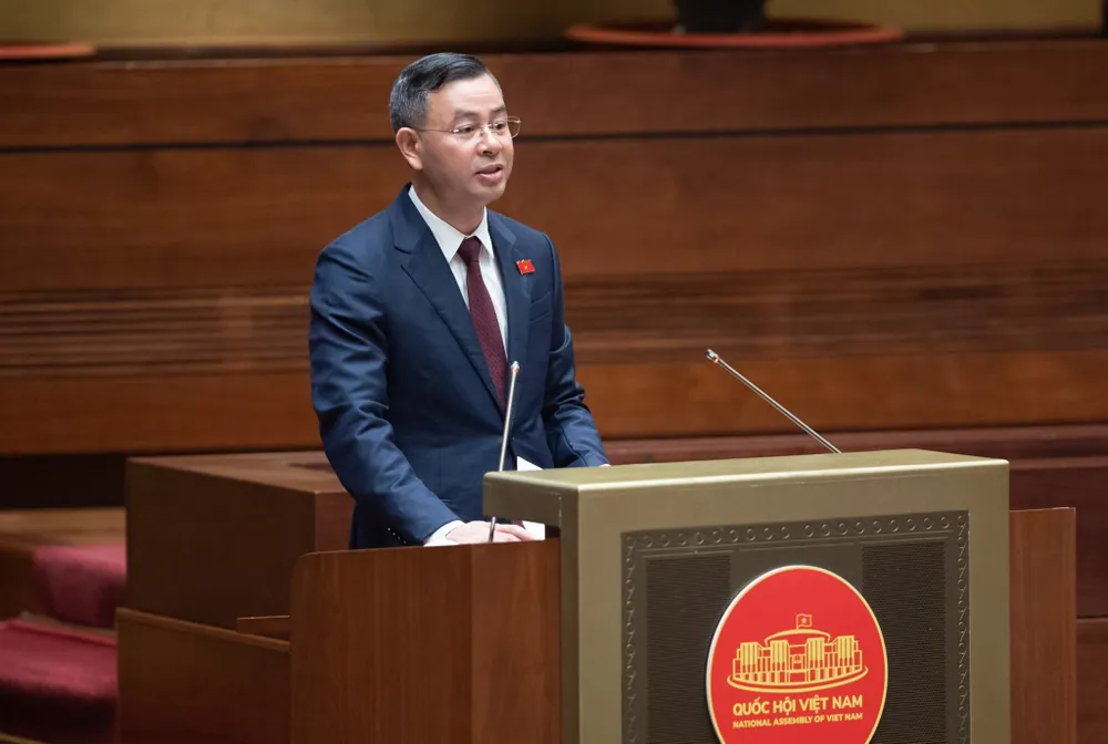 Tổng Kiểm toán nhà nước Ngô Văn Tuấn báo cáo kiểm toán quyết toán NSNN năm 2021. Ảnh: QUANG PHÚC Tổng Kiểm toán nhà nước Ngô Văn Tuấn báo cáo kiểm toán quyết toán NSNN năm 2021. Ảnh: QUANG PHÚC