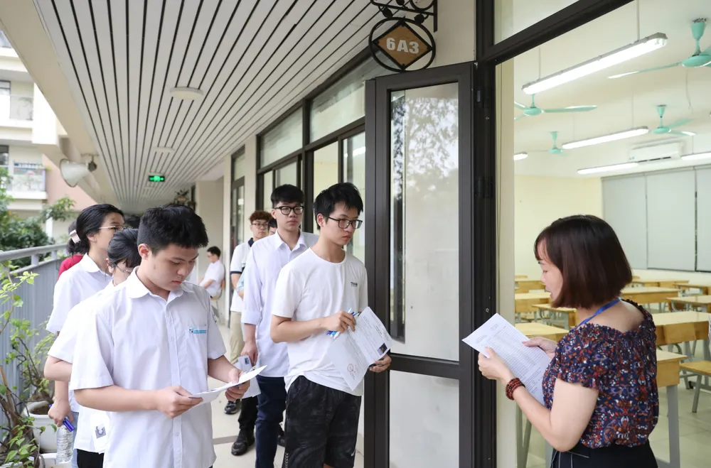 Các thí sinh bước vào kỳ thi với tâm thế nhẹ nhàng, không quá nhiều áp lực. Ảnh: QUANG PHÚC Các thí sinh bước vào kỳ thi với tâm thế nhẹ nhàng, không quá nhiều áp lực. Ảnh: QUANG PHÚC