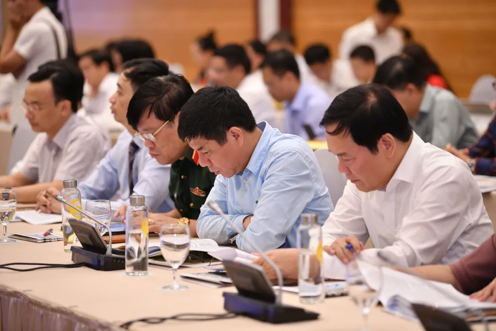 Các đại biểu dự hội nghị ngành giáo dục