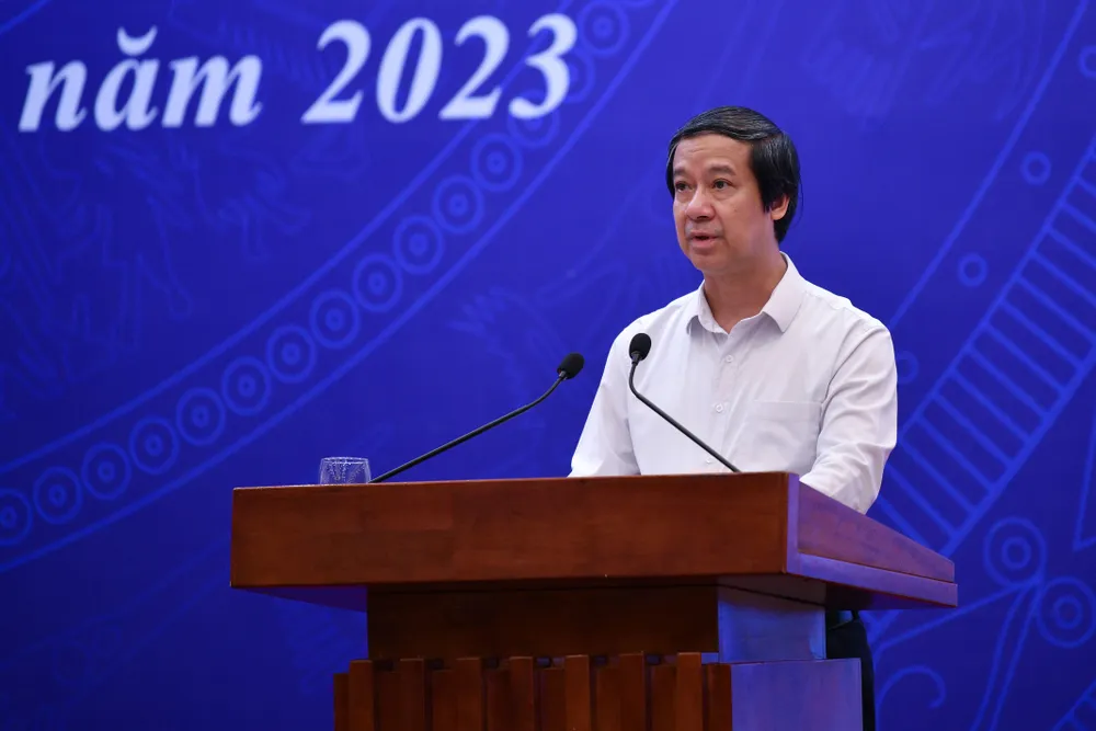 Bộ trưởng Bộ GD-ĐT Nguyễn Kim Sơn phát biểu tại hội nghị Bộ trưởng Bộ GD-ĐT Nguyễn Kim Sơn phát biểu tại hội nghị