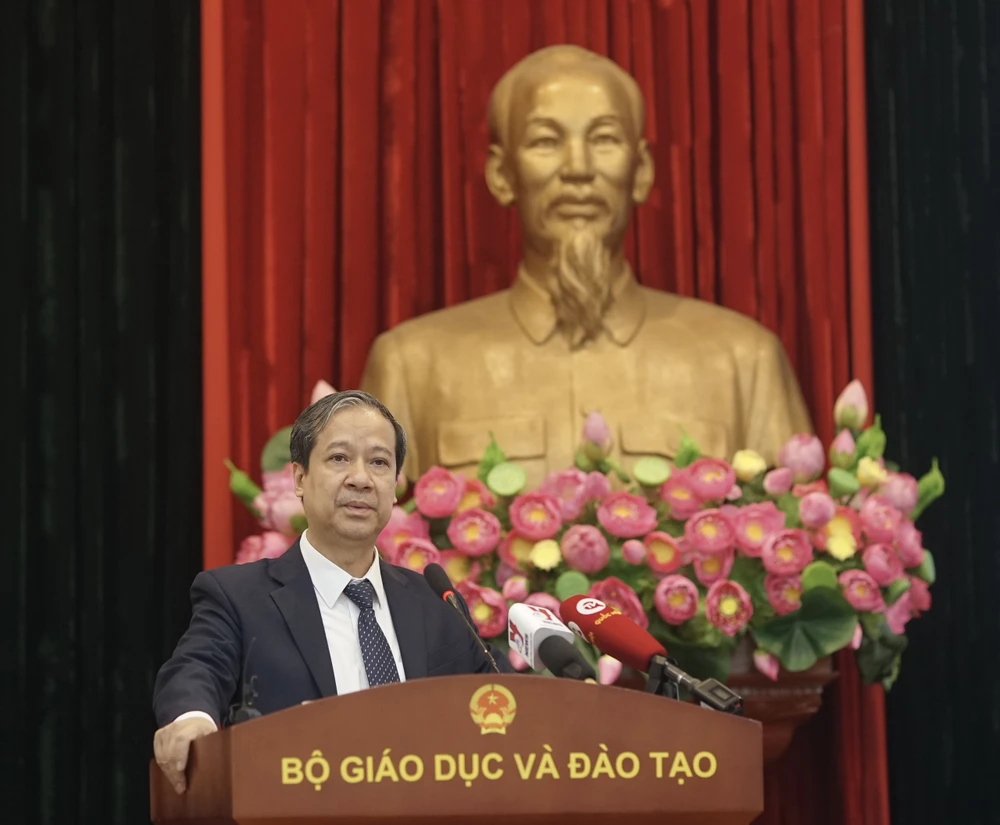 Bộ trưởng Bộ GD-ĐT Nguyễn Kim Sơn phát biểu tại hội nghị 5-9387.jpg