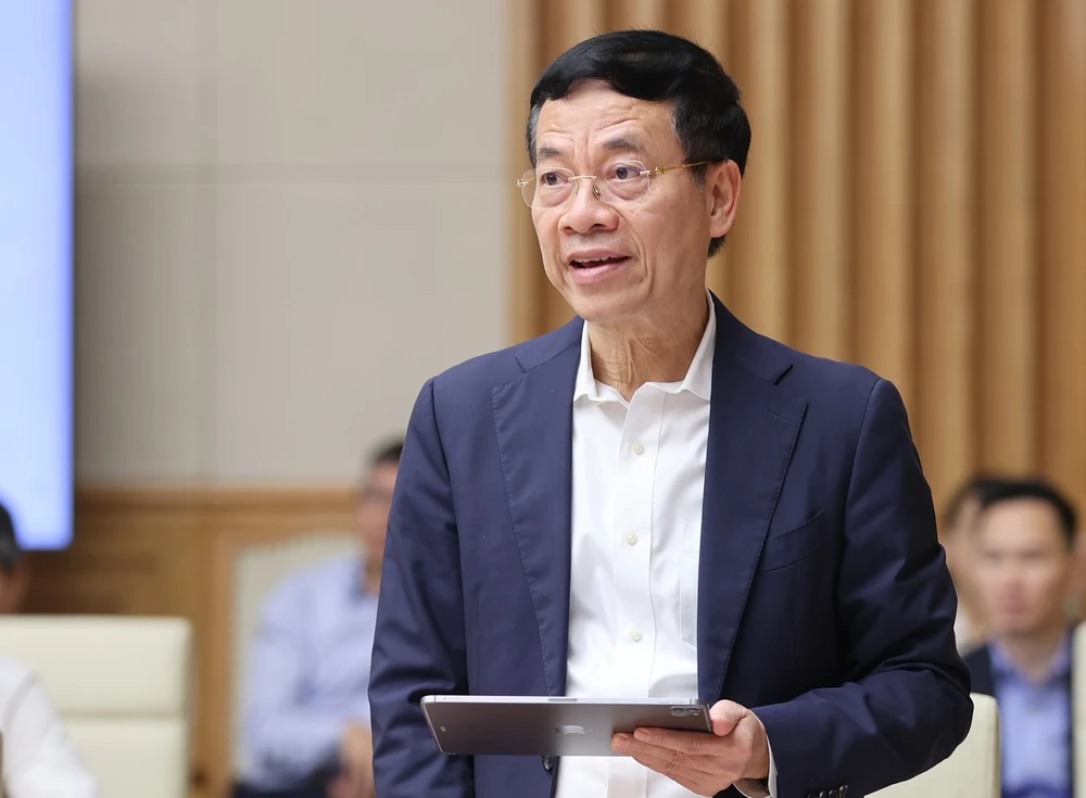 Bộ trưởng Bộ TT-TT Nguyễn Mạnh Hùng. Ảnh: VIẾT CHUNG 3.jpg