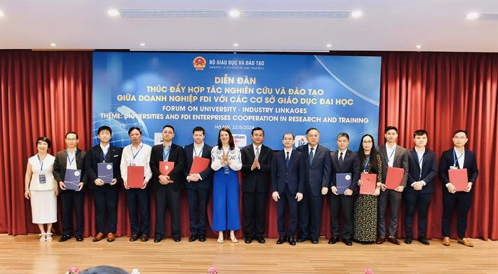 Thoả thuận hợp tác giữa cơ sở giáo dục đại học và doanh nghiệp FDI