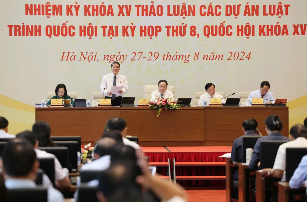 Hội nghị đại biểu Quốc hội hoạt động chuyên trách. Ảnh: QUANG PHÚC 