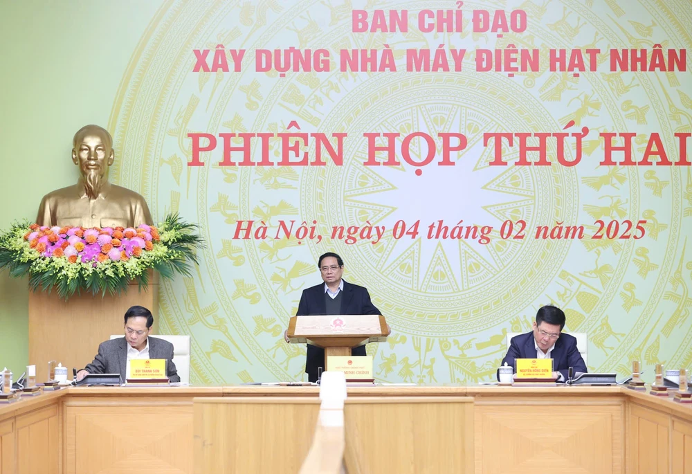 Thủ tướng Phạm Minh Chính chủ trì và phát biểu tại phiên họp thứ hai của Ban Chỉ đạo xây dựng nhà máy điện hạt nhân. Ảnh: VIẾT CHUNG